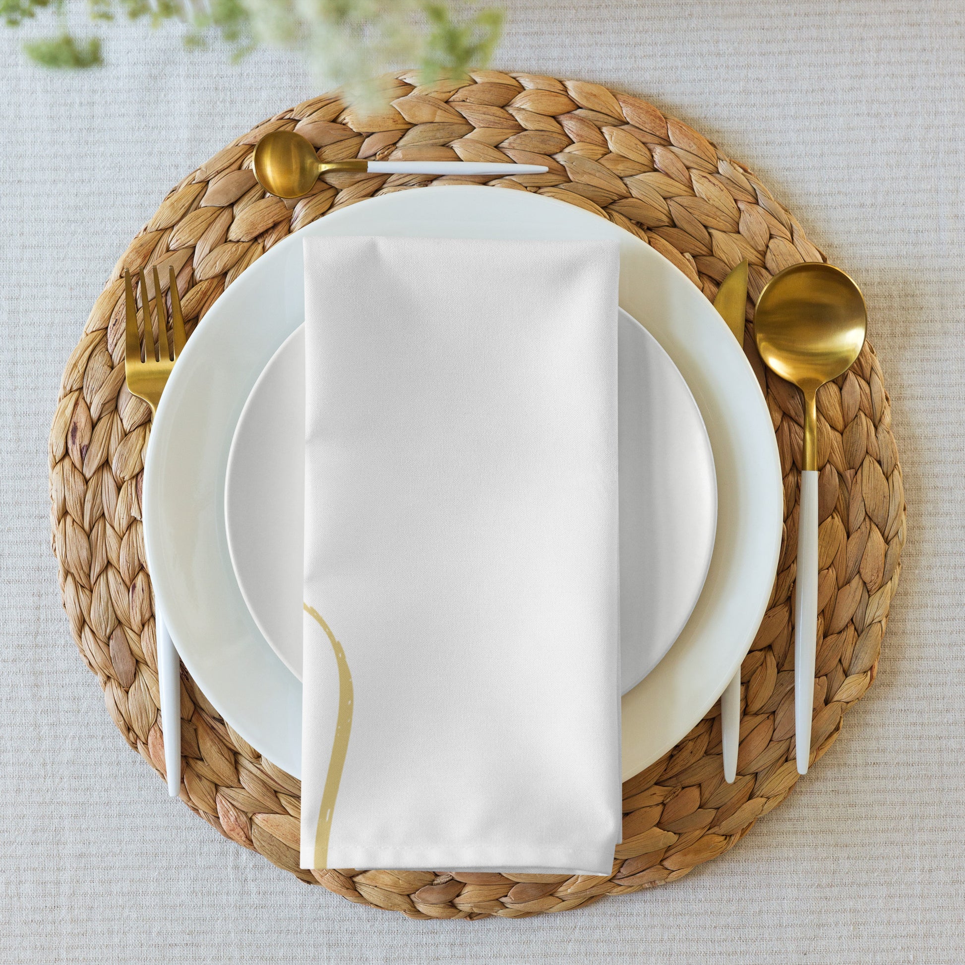 White Golden Cloth Napkin Set