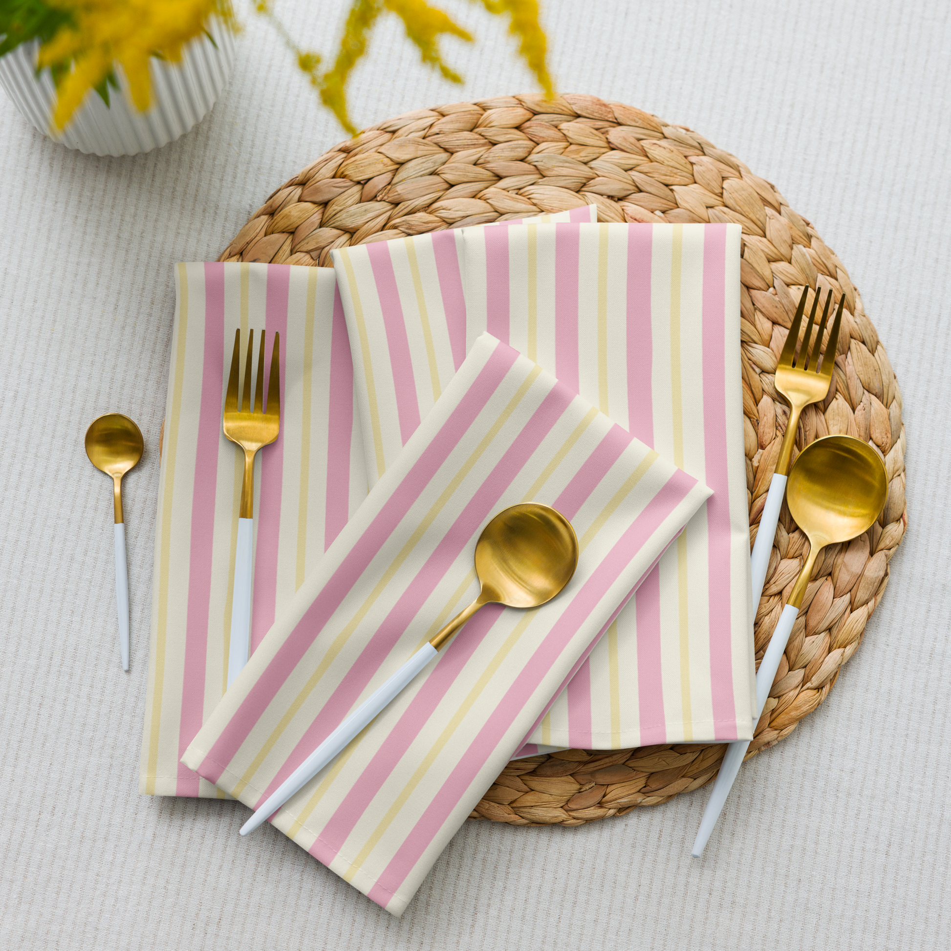 Pink and Cream Cloth Napkin Set